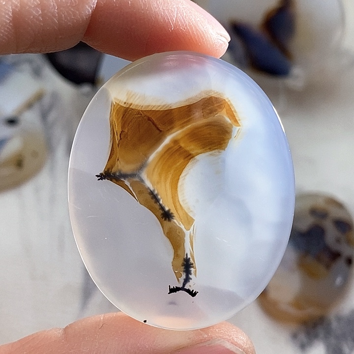 玛瑙/玉髓颈饰未镶嵌