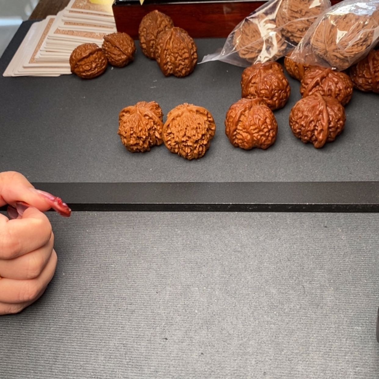 【闪购商品】文玩核桃把件四座楼43左右微修