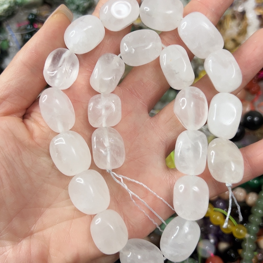 玛瑙/玉髓未镶嵌珠宝半成品，卡12x17奶白水晶一条