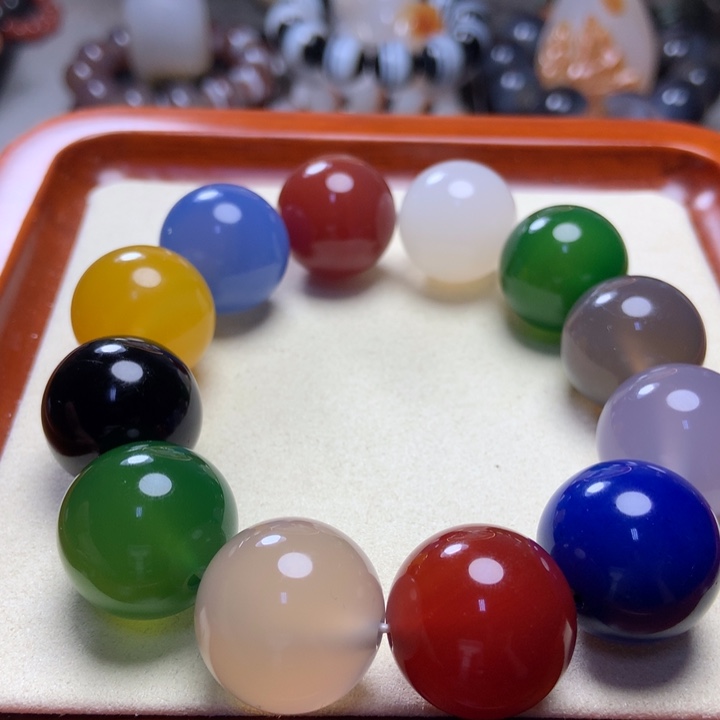 玛瑙/玉髓手串未镶嵌十色多宝