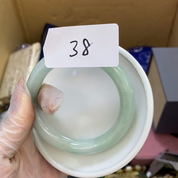 瓷片哦哦哦哦哦哦我哦