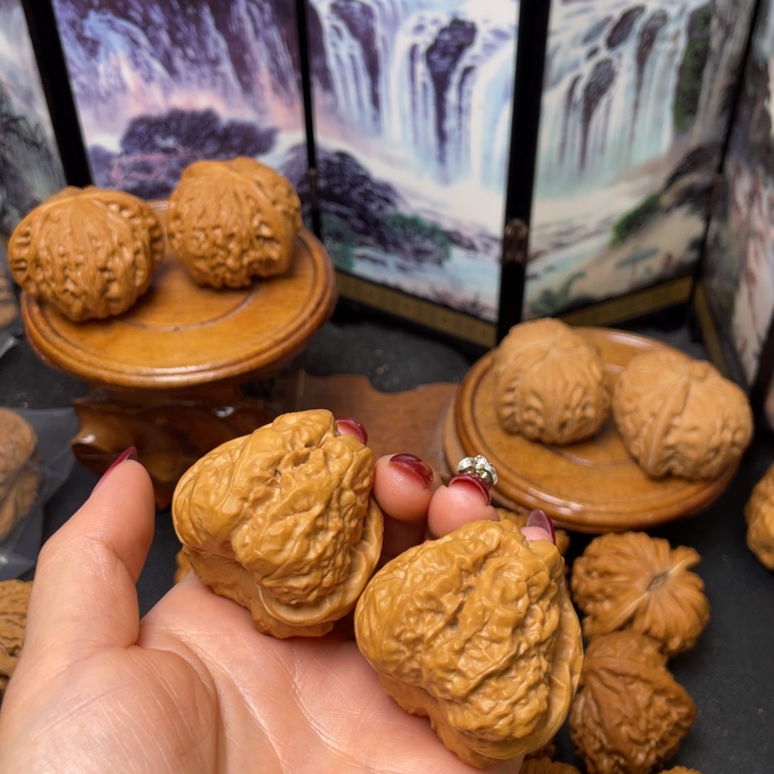 ****࿐把件文玩核桃43蛤蟆头