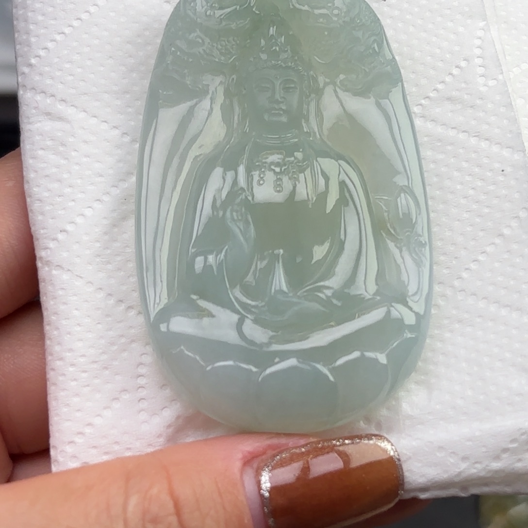 阿****翡翠未镶嵌颈饰观音