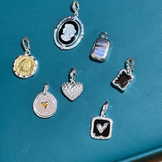 吊坠925银 黑色方牌滴油项链套装金银两色爱心吊坠简约百搭