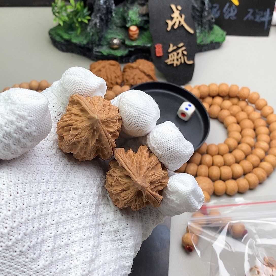 吊坠凤眼菩提机****修文玩核桃