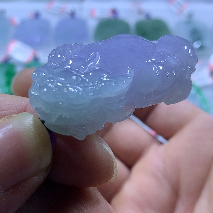 翡翠未镶嵌颈饰天然翡翠A货吊坠