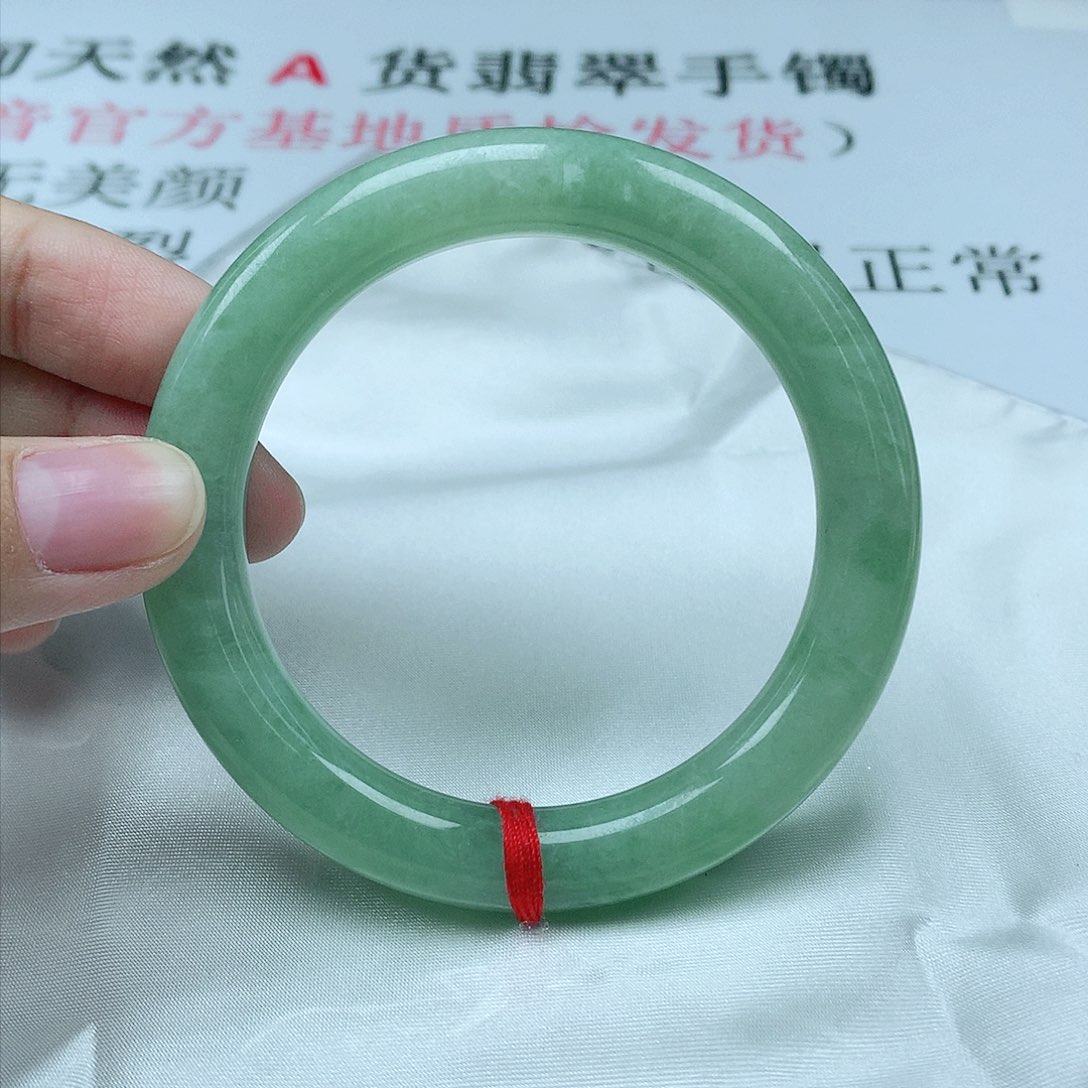 翡翠手镯未镶嵌圈55