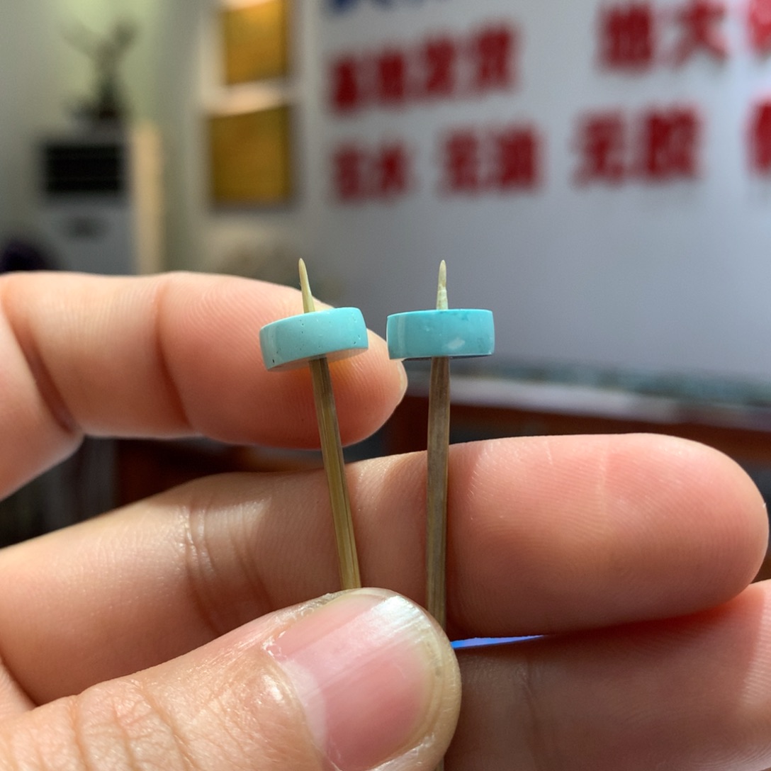 绿松石配饰未镶嵌