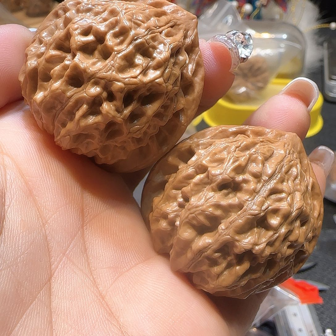 文玩核桃吊坠41金牛全