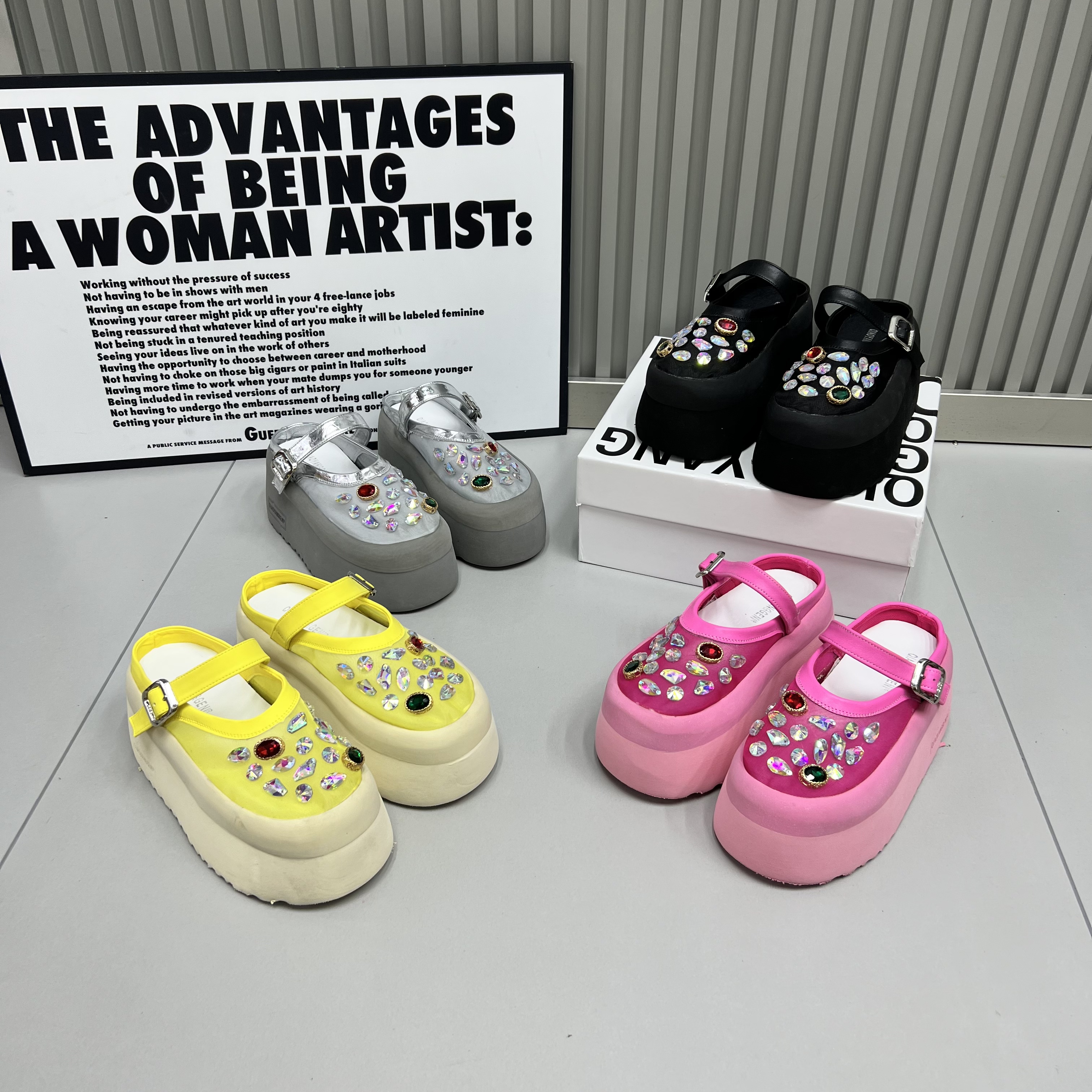 夏季新款亮钻休闲时尚凉鞋高跟ins外穿百搭