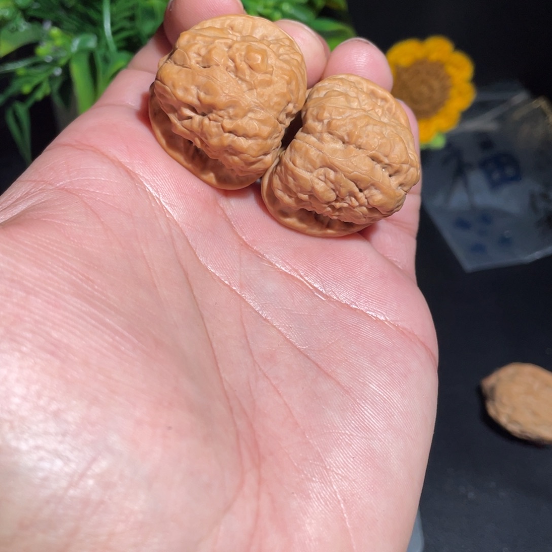 文玩核桃吊坠35蛤蟆头