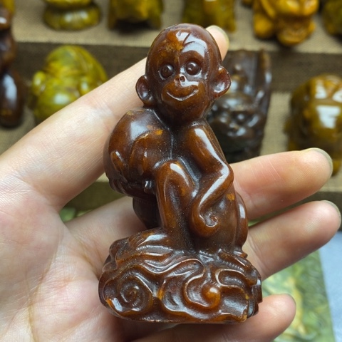 未镶嵌蛇纹石玉颈饰86