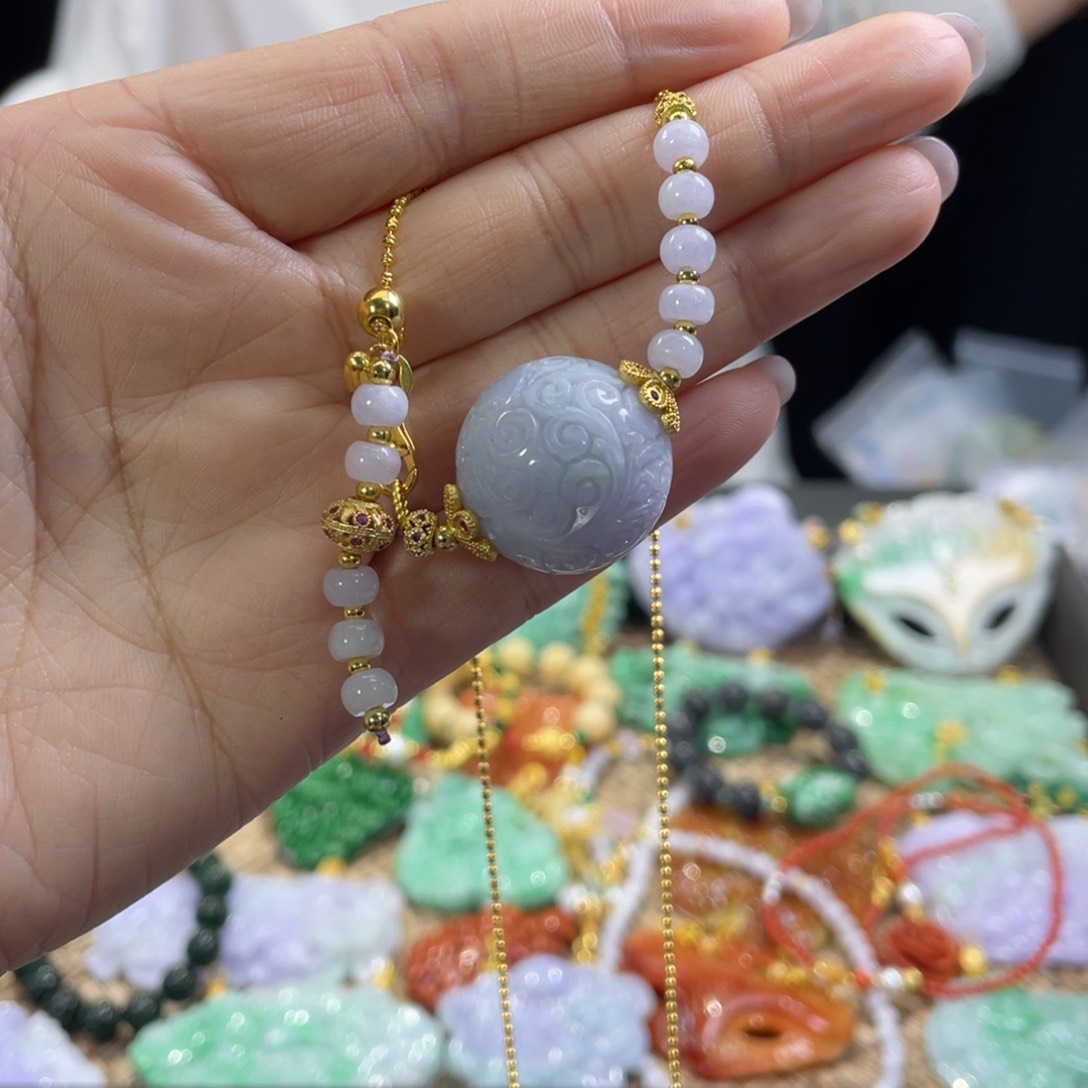 翡翠颈饰未镶嵌代编织