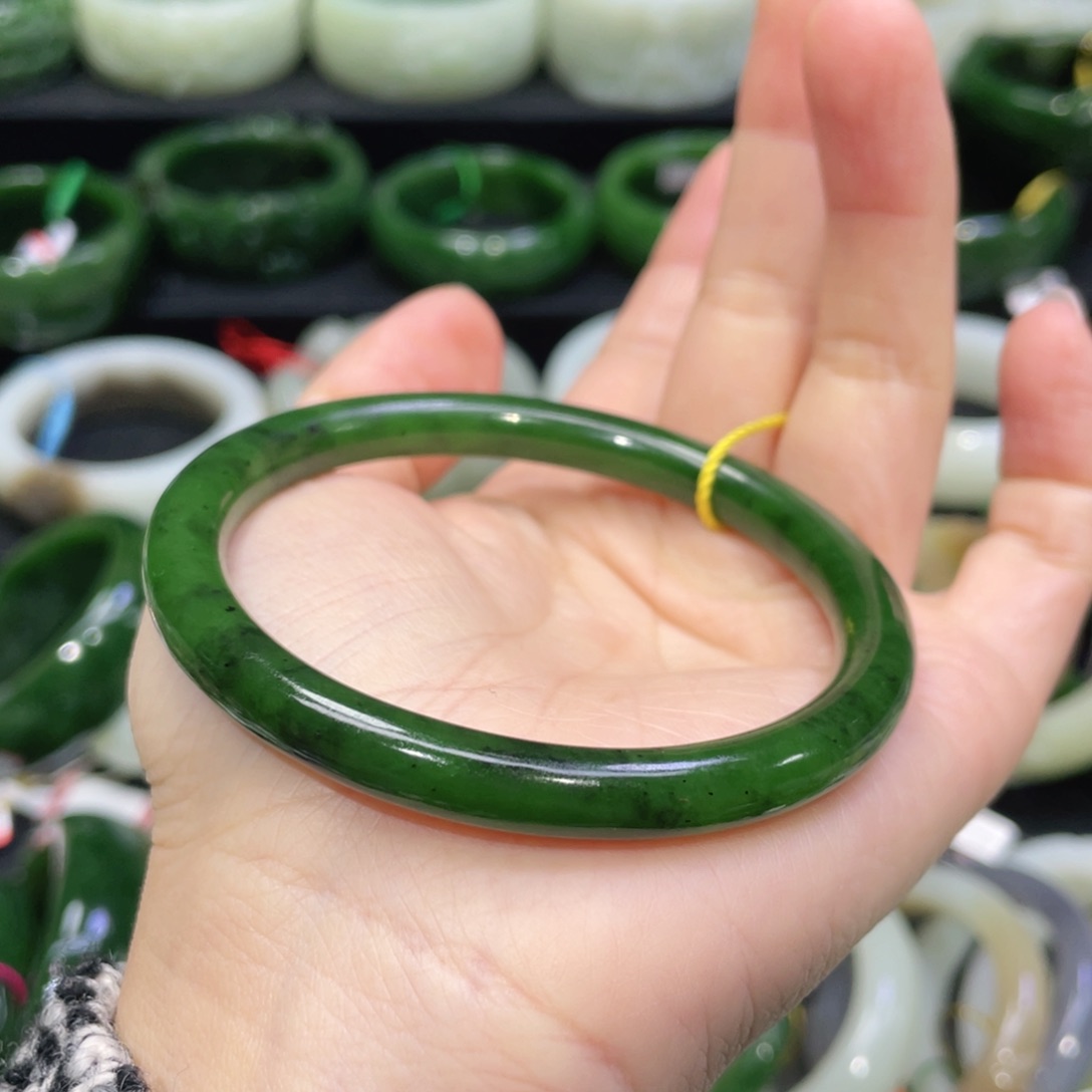 未镶嵌手镯和田玉囍****?98