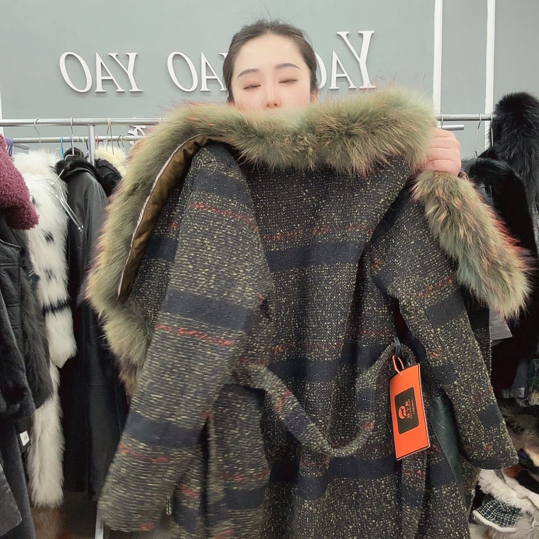 姚小妖家高端皮草