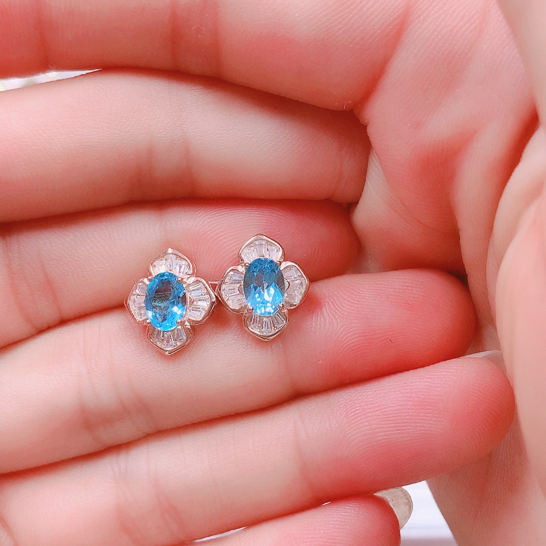 银S925镶嵌耳钉托帕石5✖️7