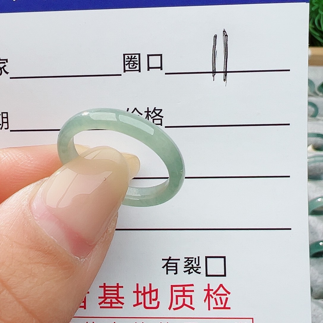 未镶嵌戒指翡翠翡翠
