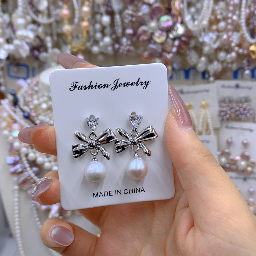 合金淡水珍珠耳饰