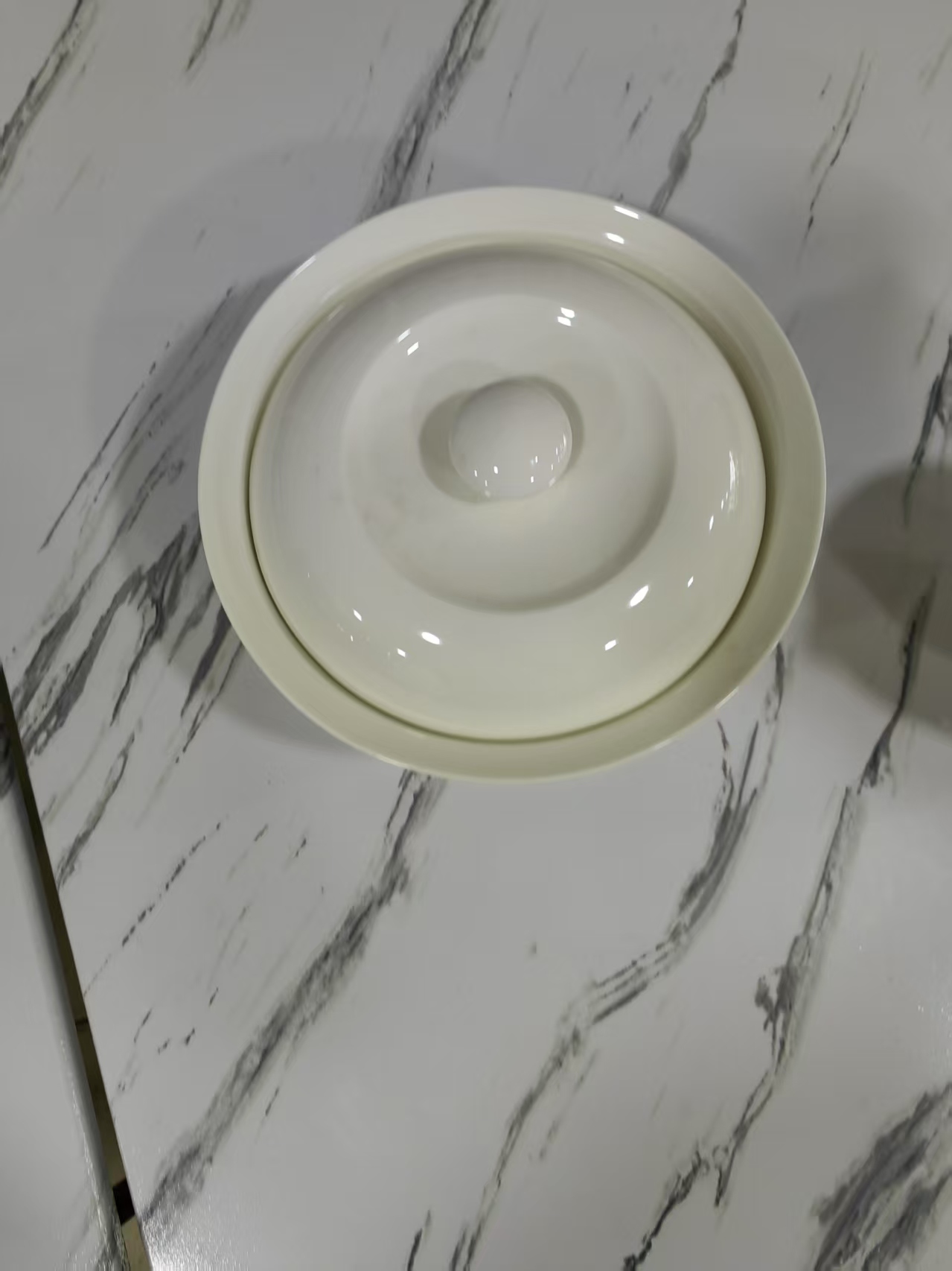 景德镇福利微瑕 款汤煲一个10英寸