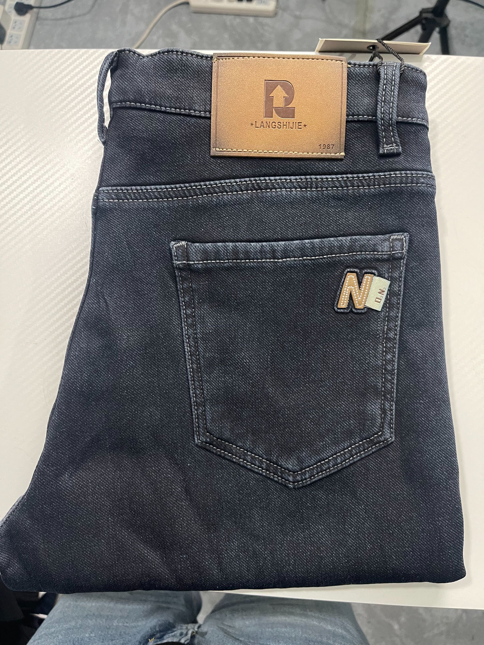 男士牛仔裤裤子直筒蓝色秋冬加绒保暖813