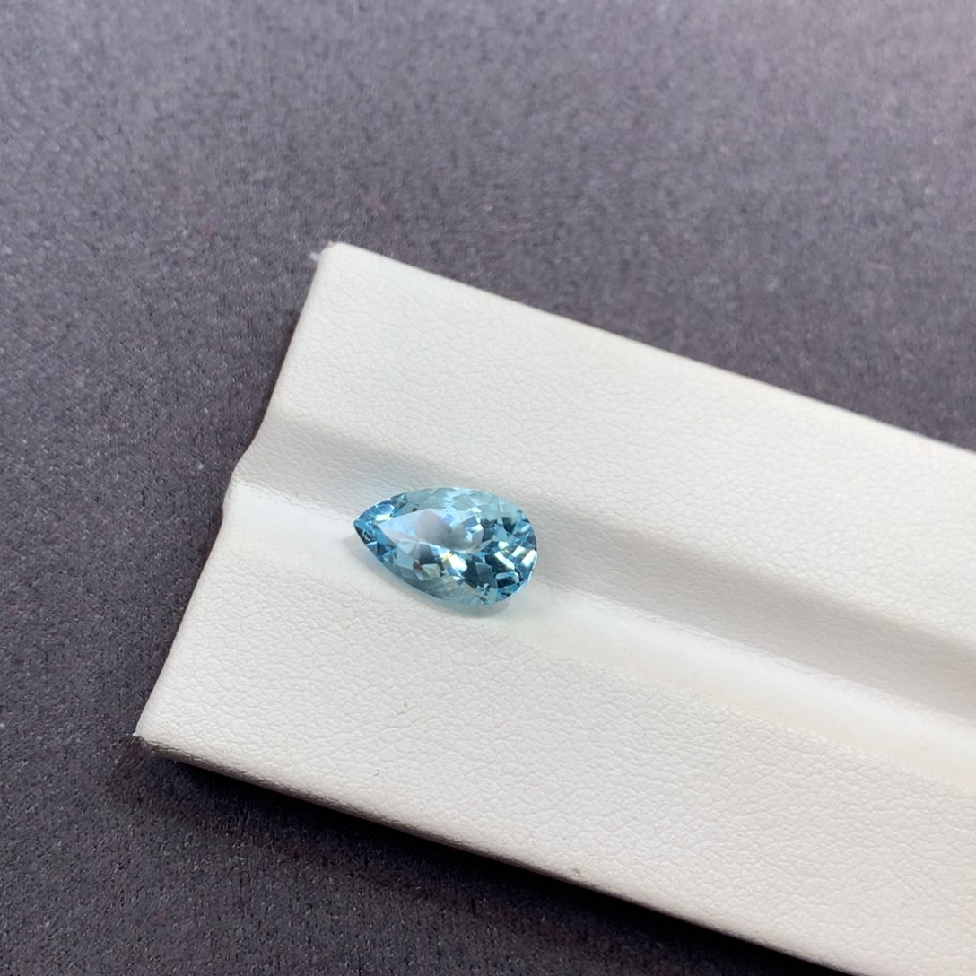 海蓝宝石裸石未镶嵌2.61克拉圣玛利亚