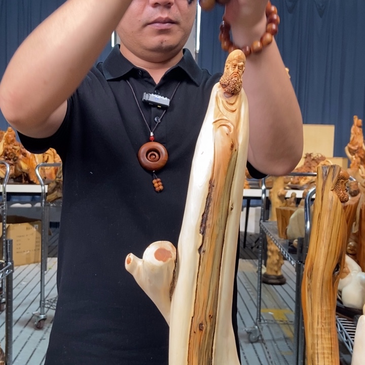 柏木（崖柏）随型摆件