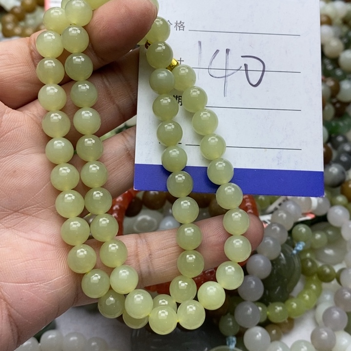 南红玛瑙未镶嵌手链