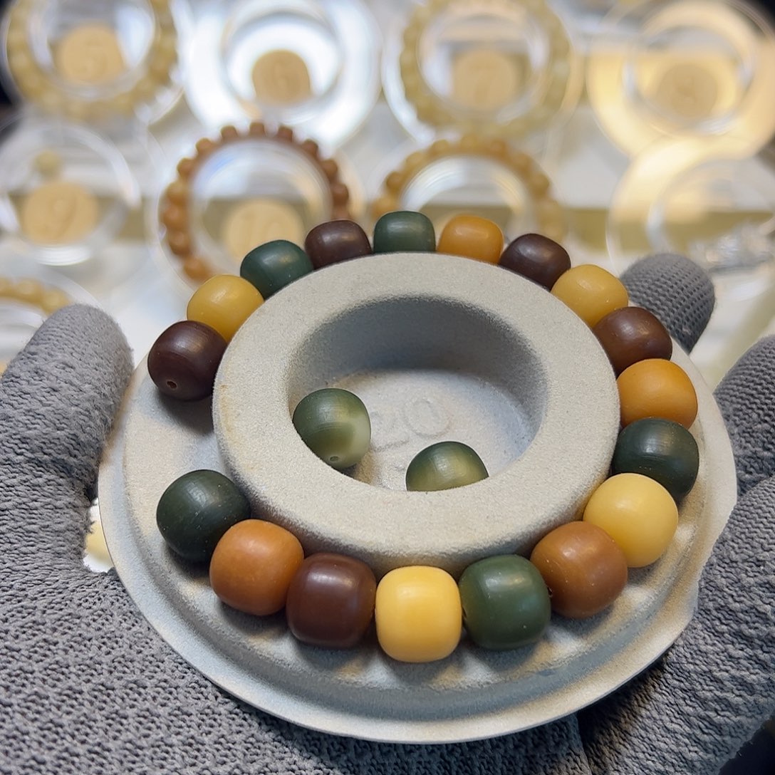 静***怡菩提根/象牙果吊坠粗胚现场打磨到镜面13×12多宝