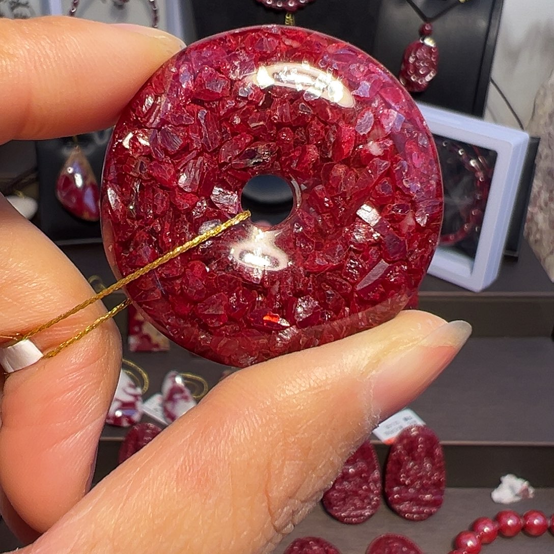 天然辰砂晶体大号平安扣