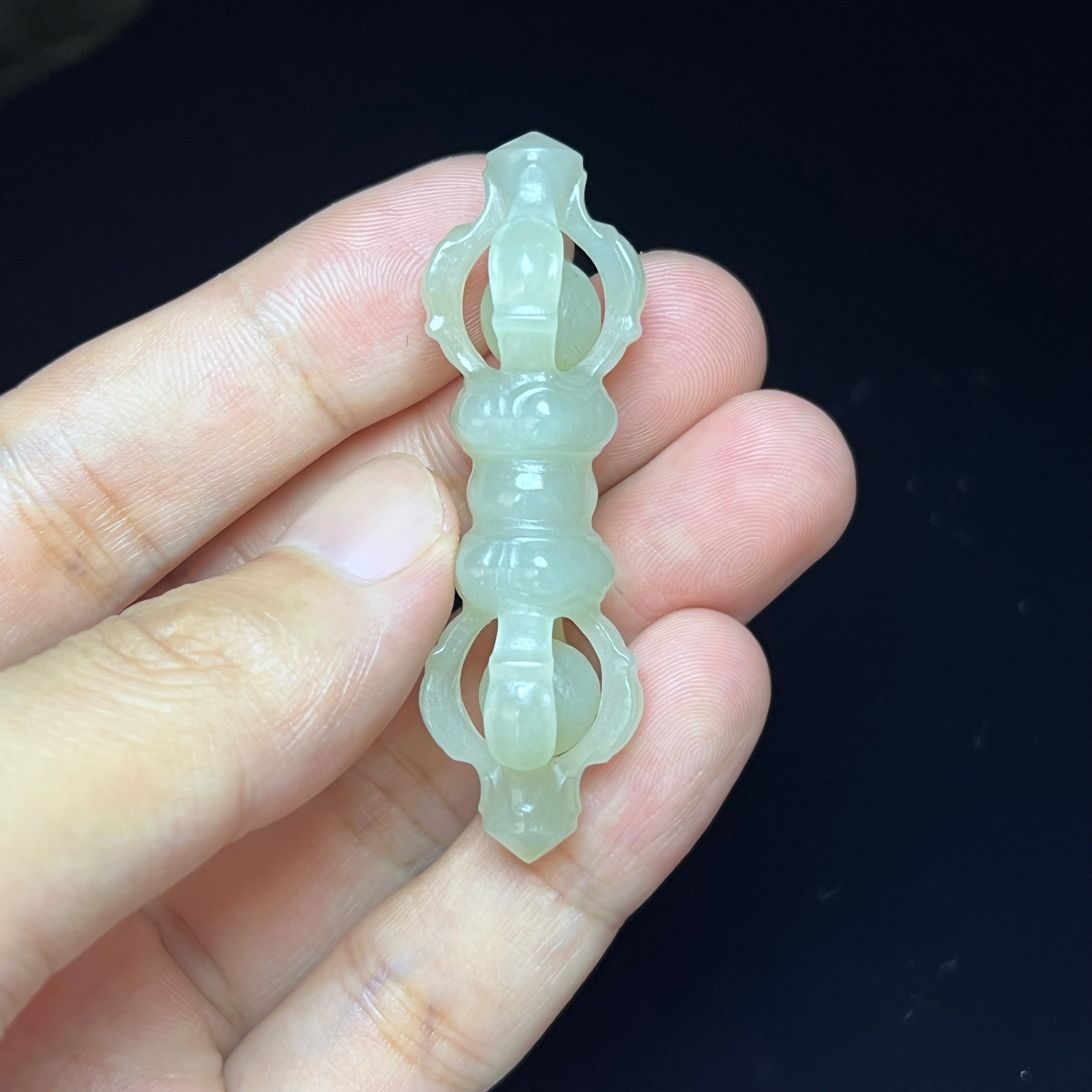 和田玉金刚降魔杵挂件吊坠