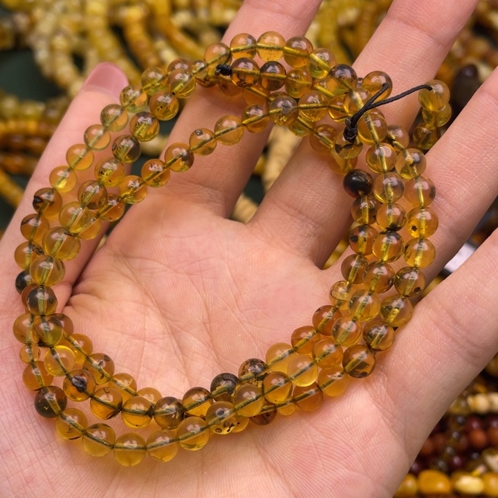 琥珀未镶嵌珠宝奇石