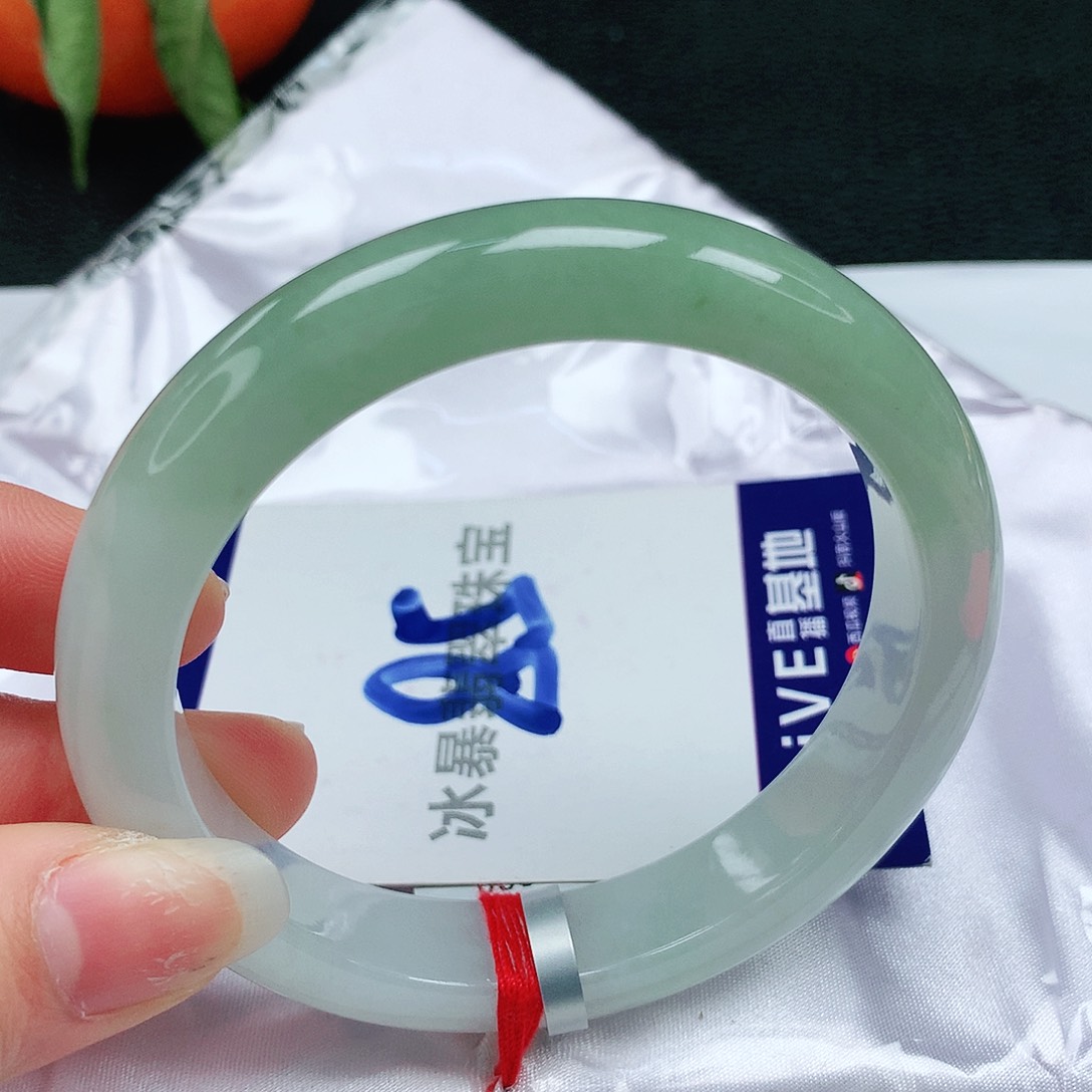 翡翠手镯未镶嵌缅甸天然a货翡翠