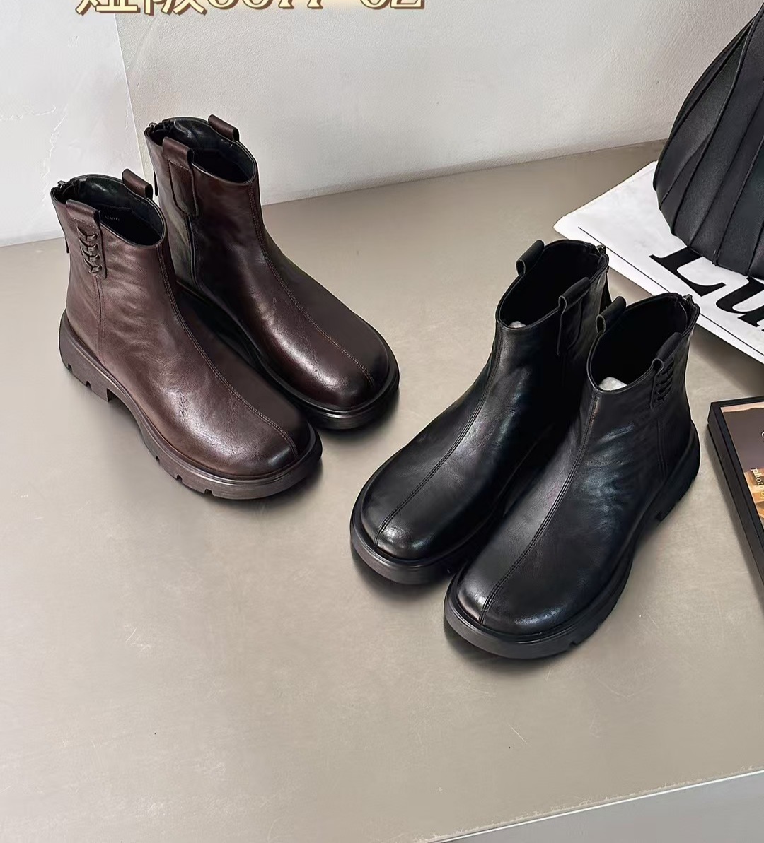 真皮切尔西短靴女2025秋冬新款超火后拉链中跟配裙瘦瘦软底马丁靴