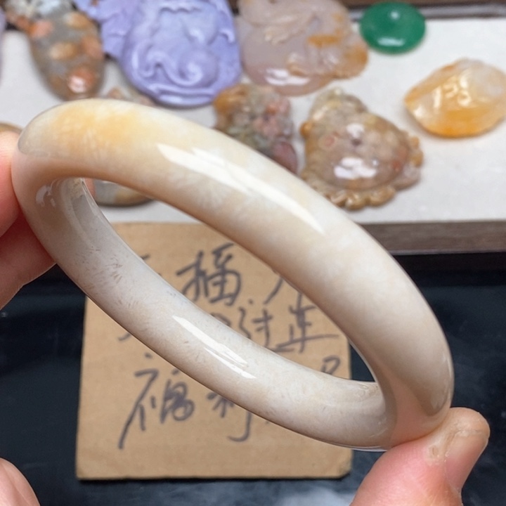 硅化珊瑚（珊瑚玉）手镯（开口镯）未镶嵌58.6