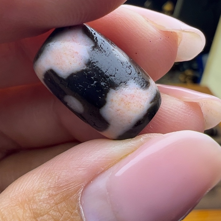 未镶嵌颈饰玛瑙/玉髓吉**卓