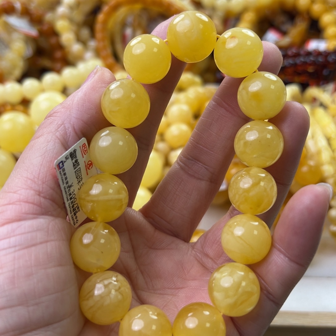 琥珀珠宝奇石未镶嵌