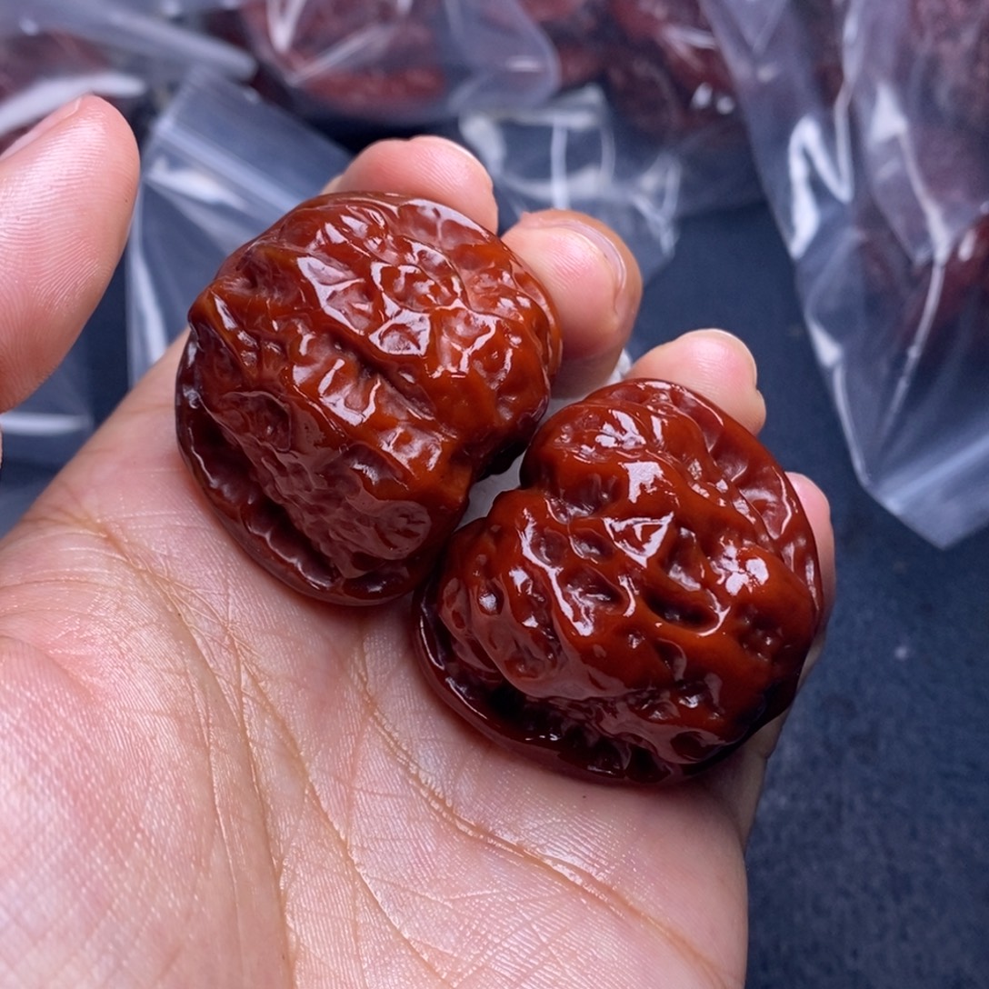 文玩核桃吊坠蛤蟆头37 色彩