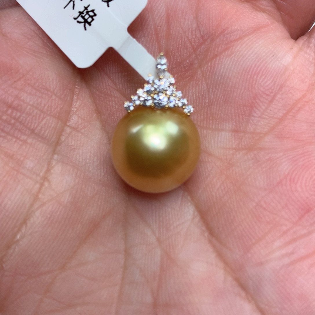 海水珍珠颈饰18K金镶嵌