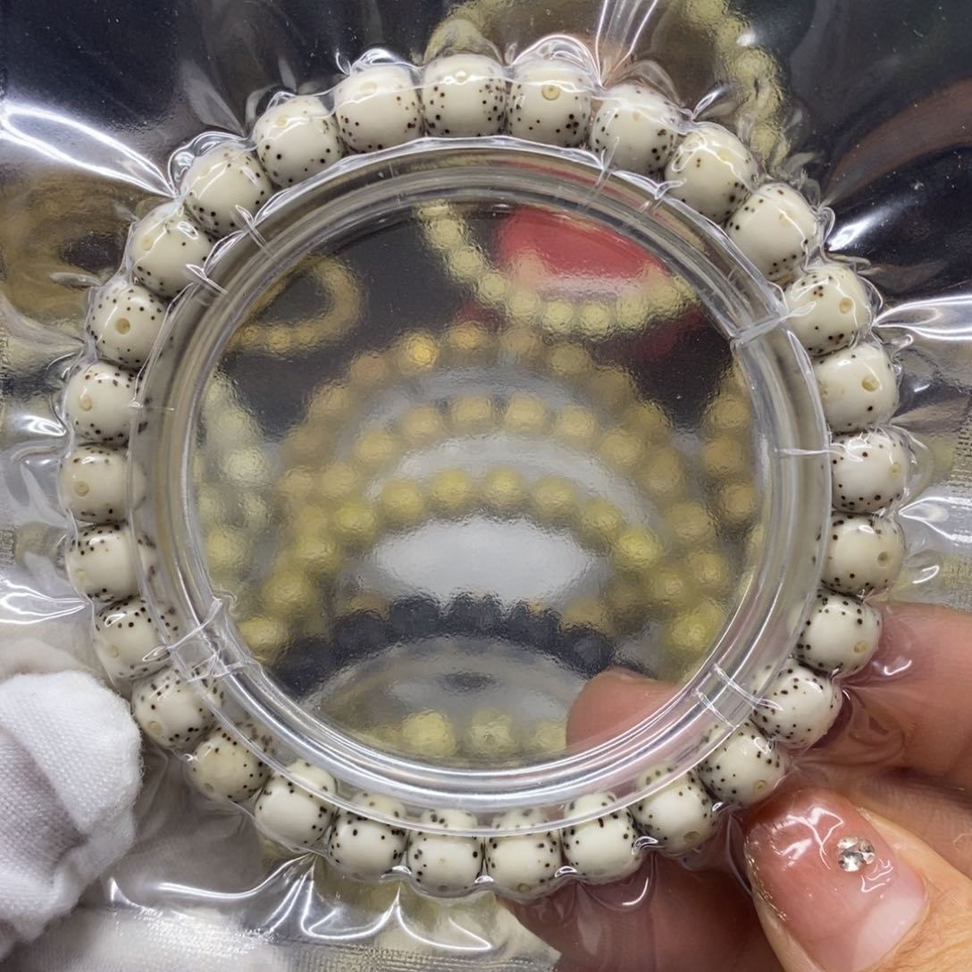 星月菩提吊坠石玉料8/7通体