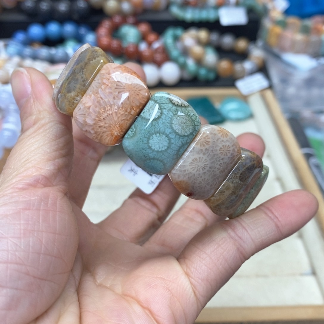 硅化珊瑚（珊瑚玉）手链未镶嵌爱***儿083