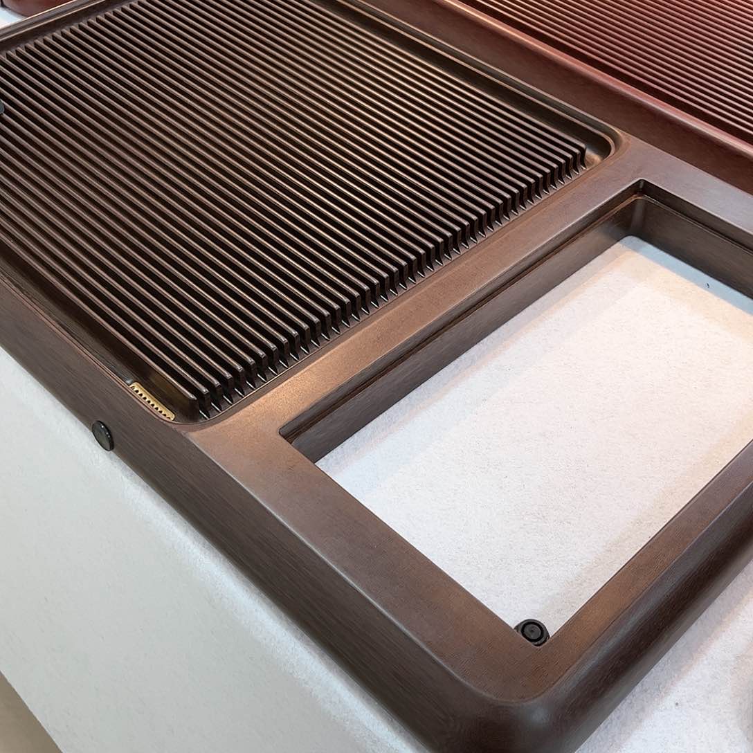 嘉****R紫檀色框架的电木茶盘8050