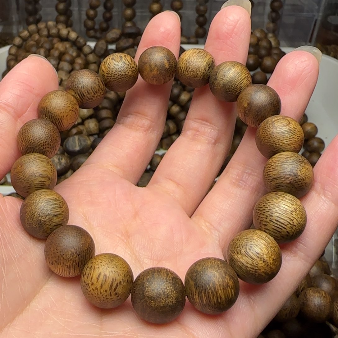 沉香手串单圈1.2规格10.4克海南乌身