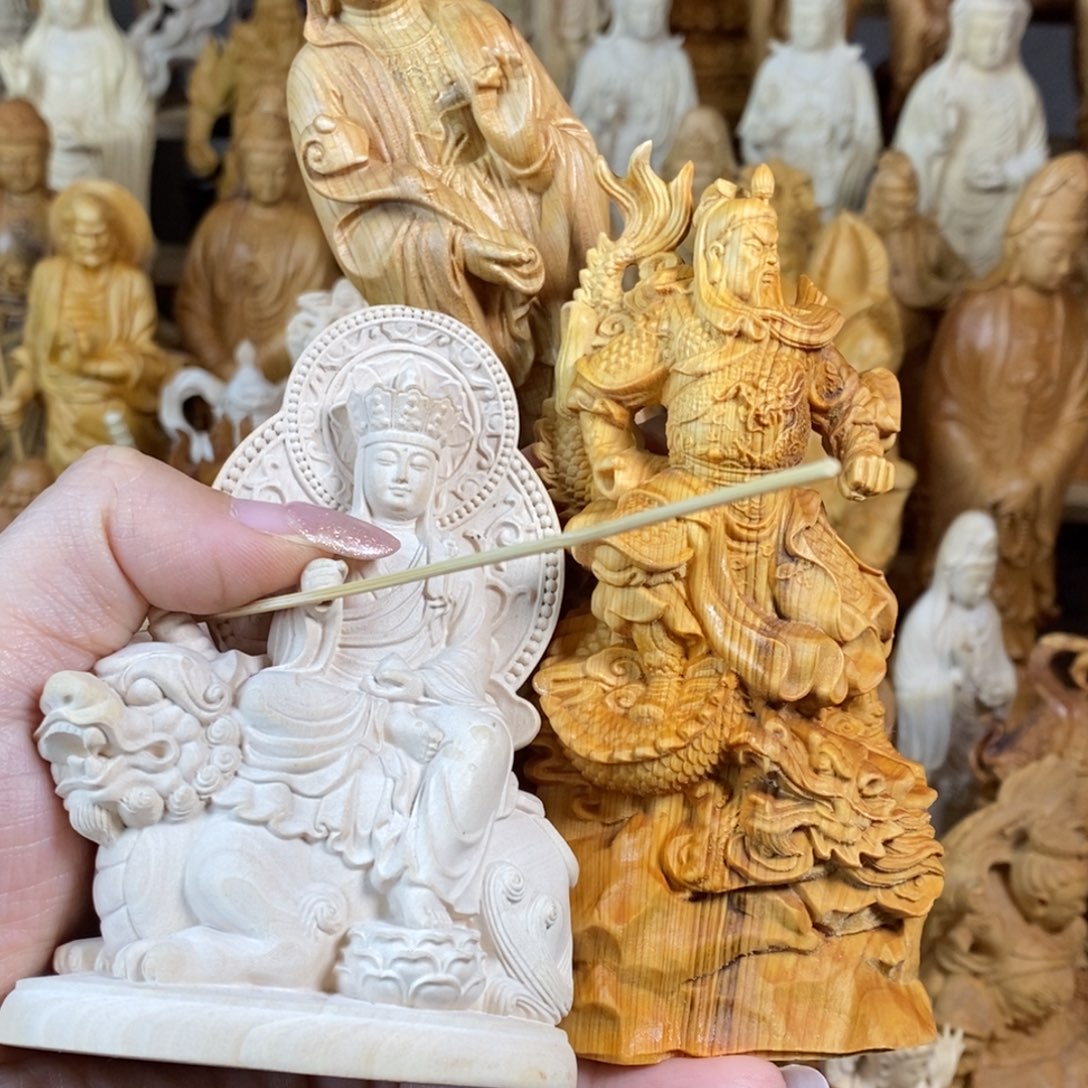 ****雨木崖柏18如意观音黄杨10地藏12崖柏关公