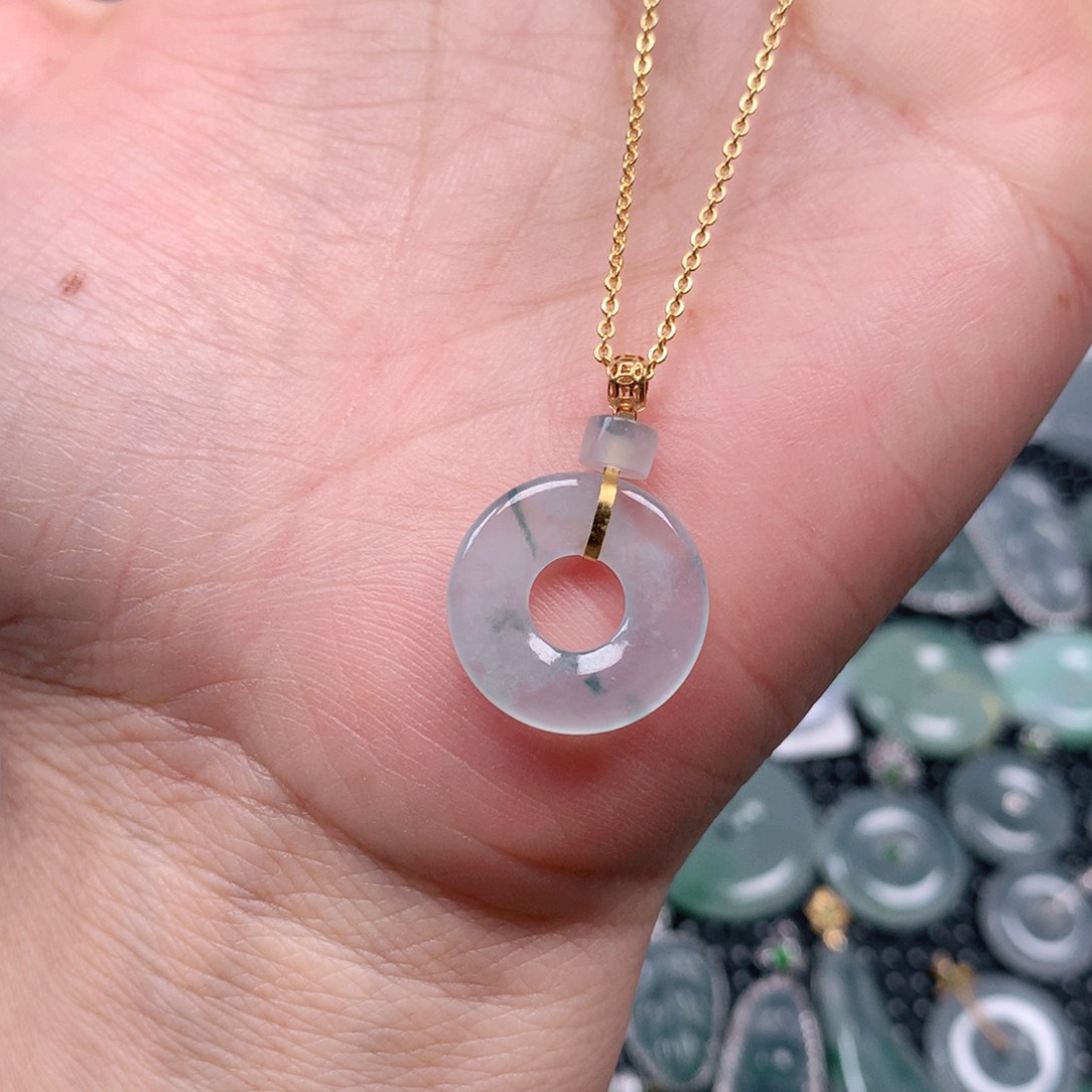 【闪购商品】翡翠吊坠(不含链)18K金镶嵌