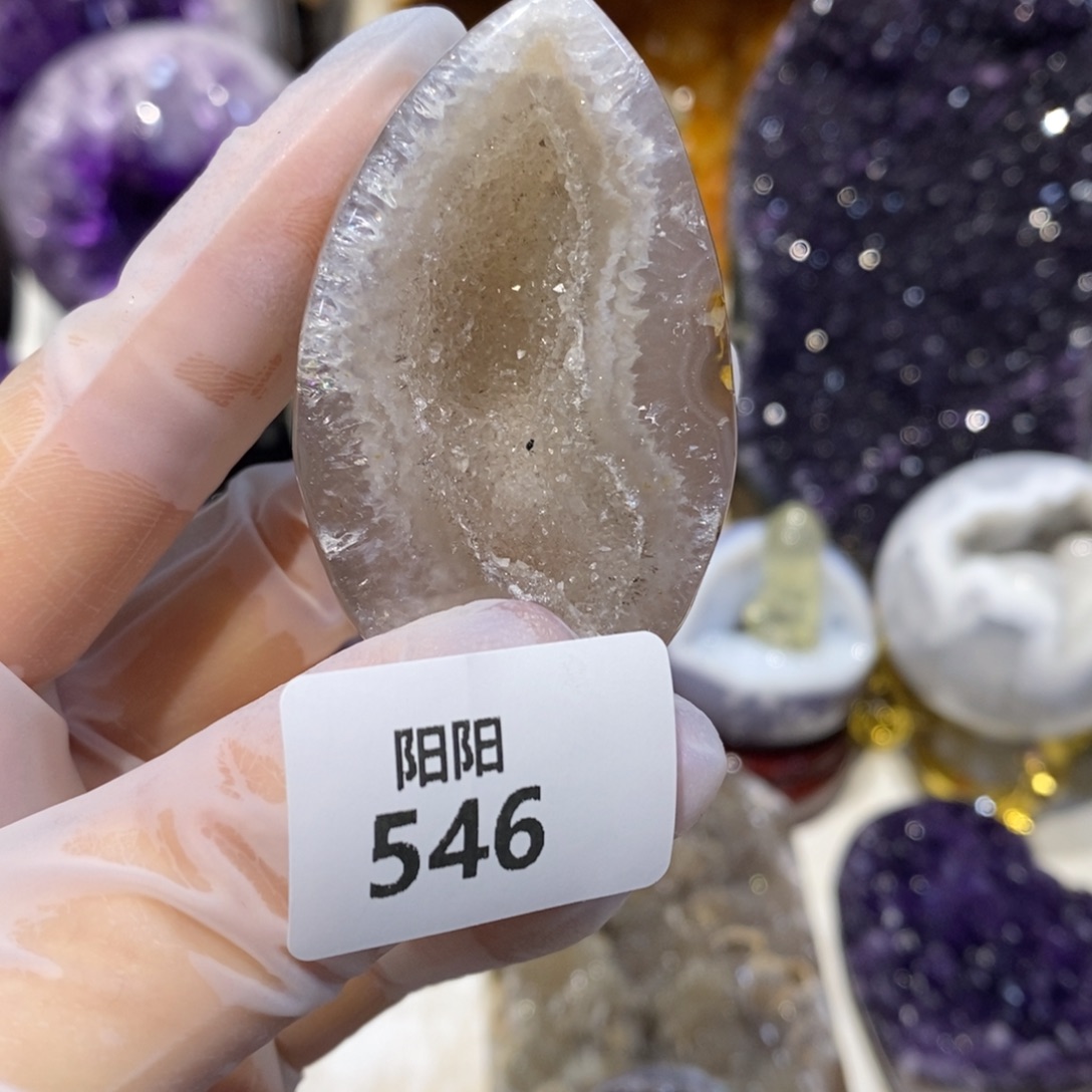 未镶嵌大型摆件（非配饰）水晶