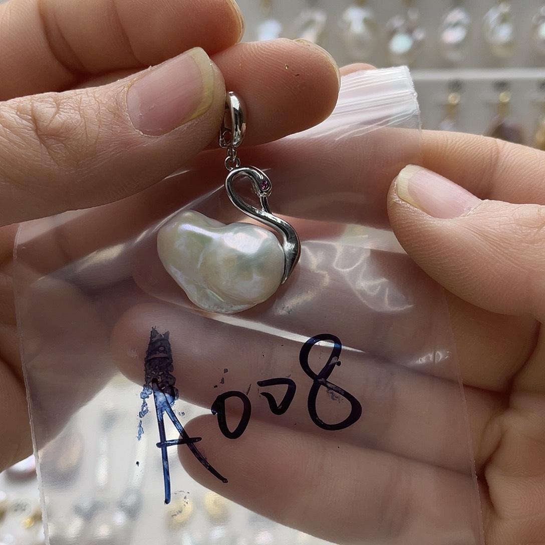 淡水珍珠颈饰未镶嵌