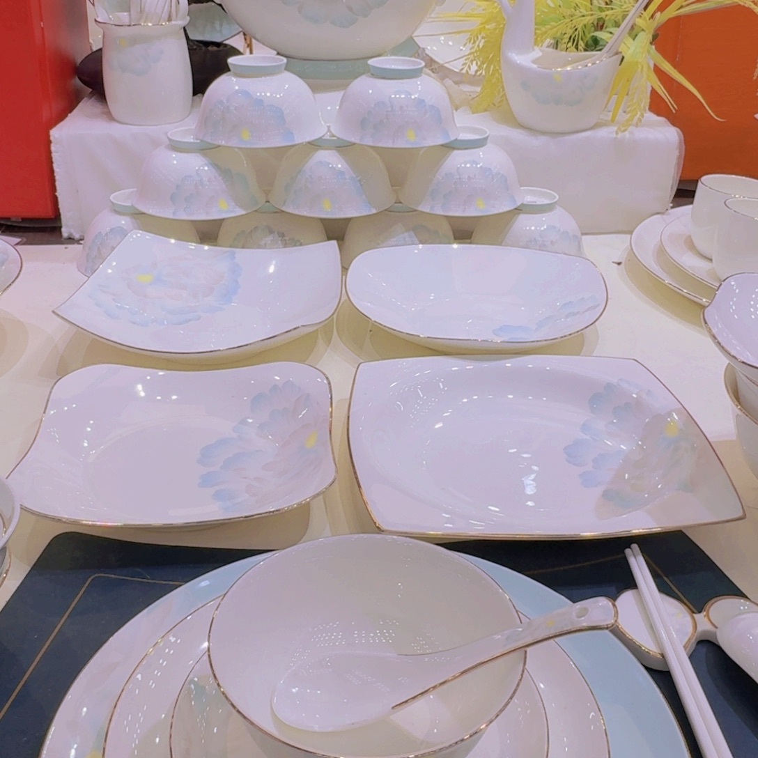 45%以上骨粉骨瓷景德镇描金邂逅套装