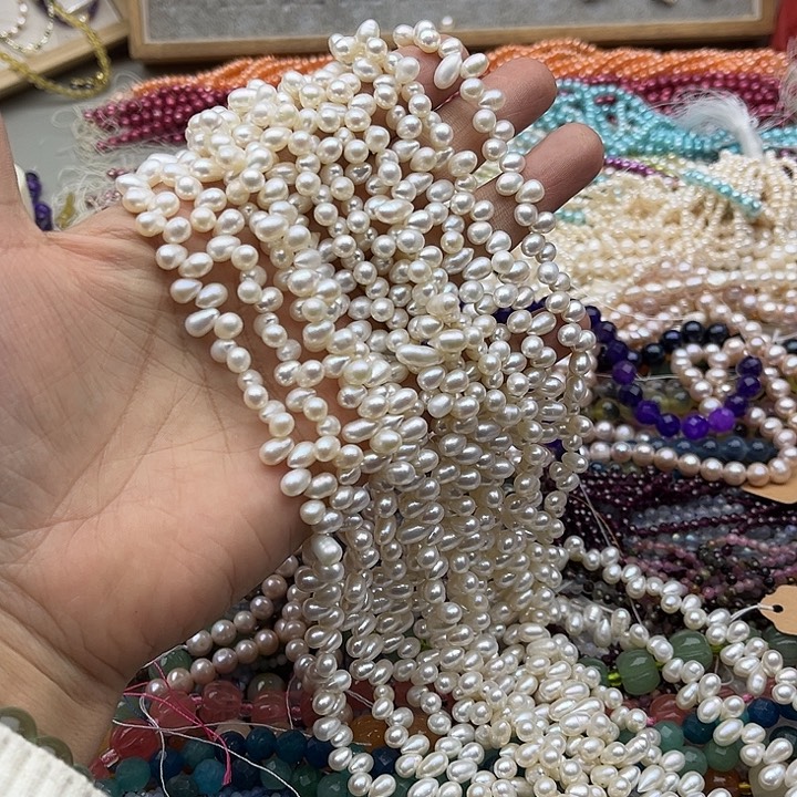 玛瑙/玉髓珠宝半成品未镶嵌一条4.5mm紫玉二八孔珍珠