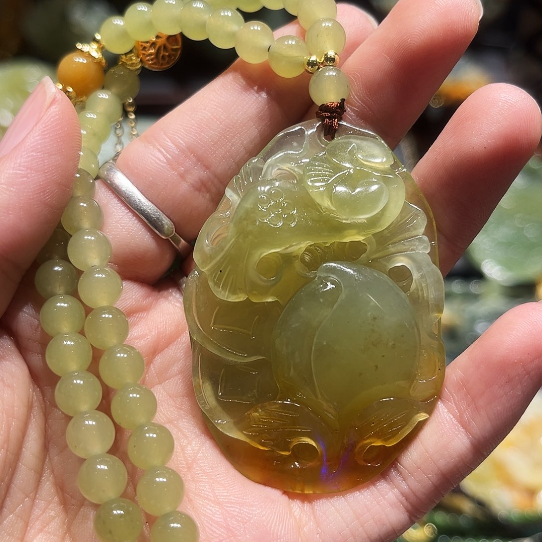 岫玉未镶嵌毛衣链