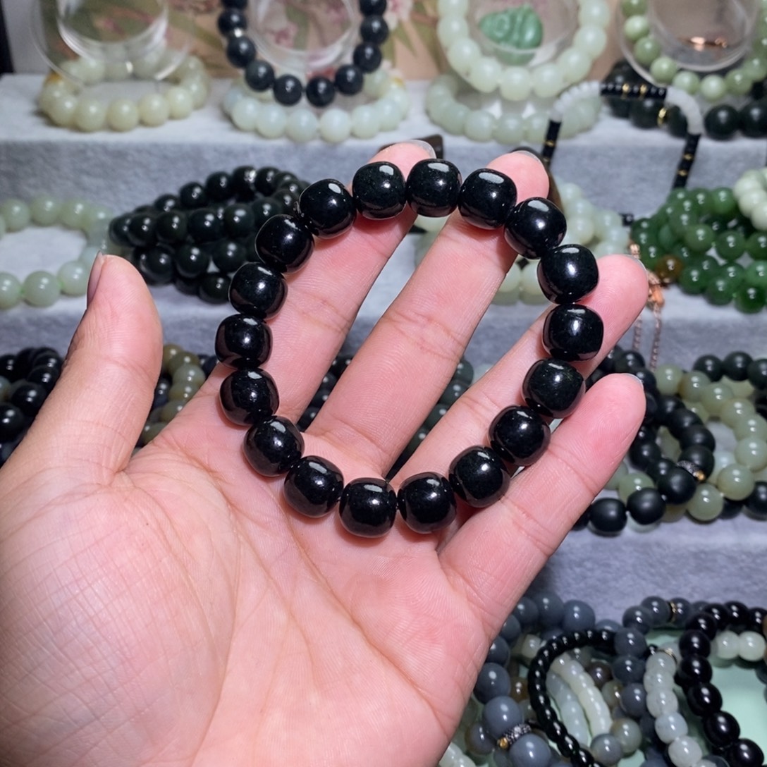 和田玉未镶嵌手链